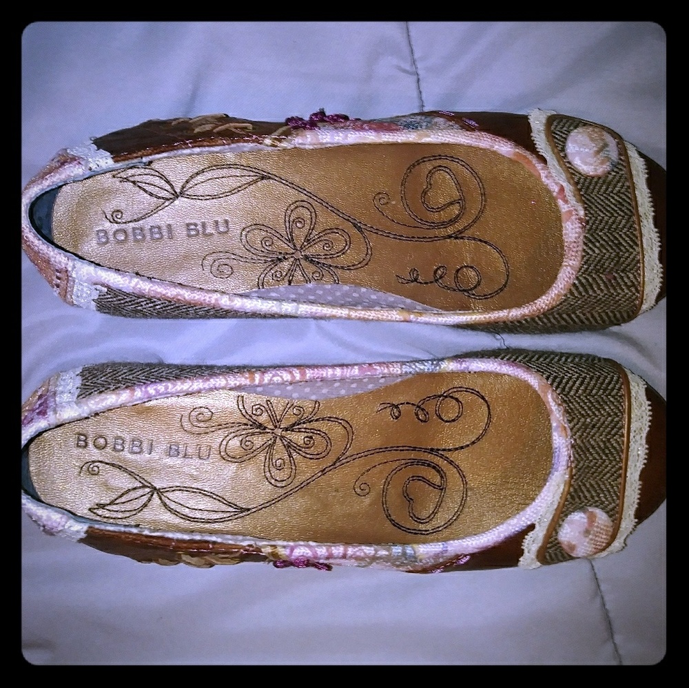 Slip on sandles